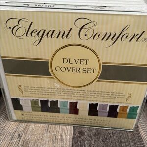 New in package twin XL duvet cover and sham. 100% egyptian cotton